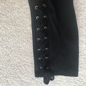 Misses June and Hudson black leggings laced XL